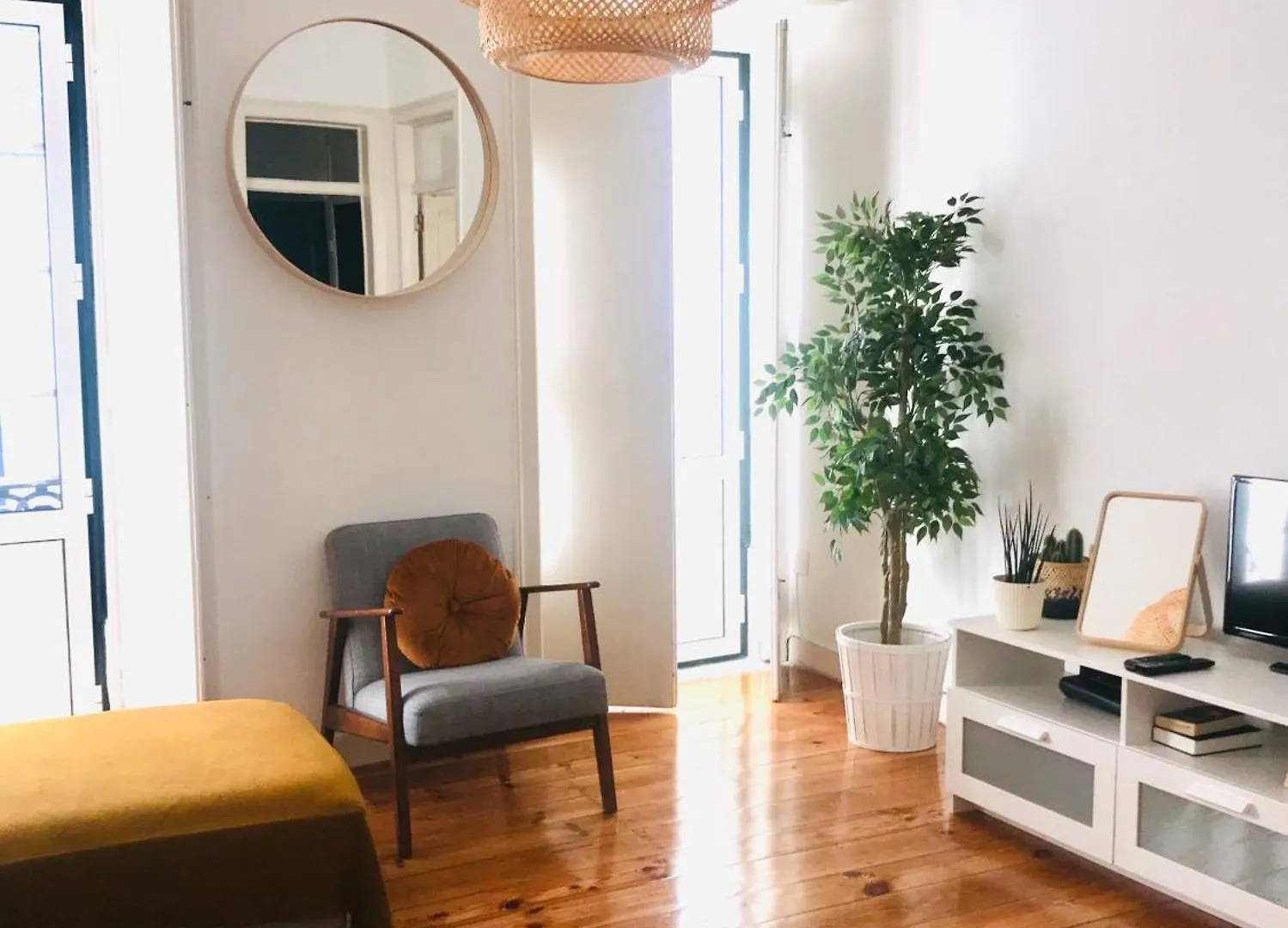 Duarte Belo Bica 3 Rooms Lisbon